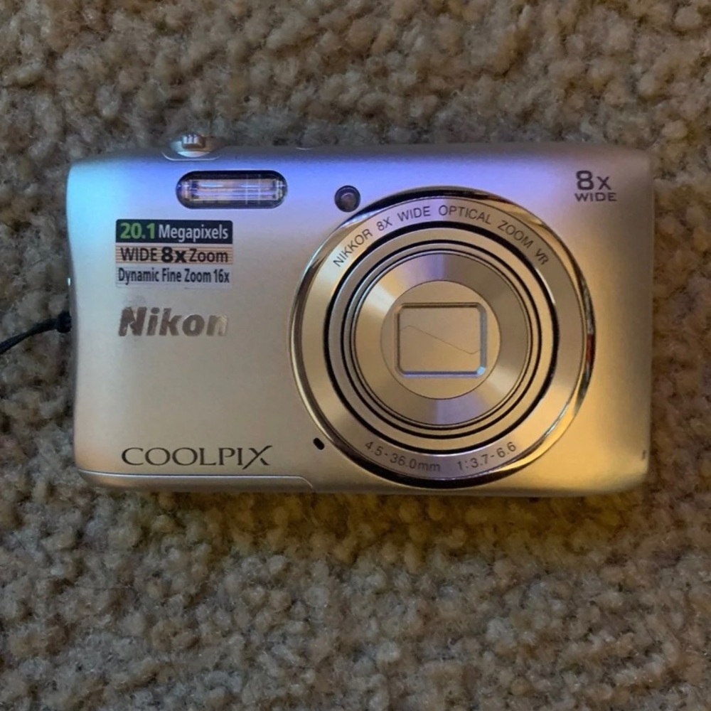 Nikon coolpix s3600